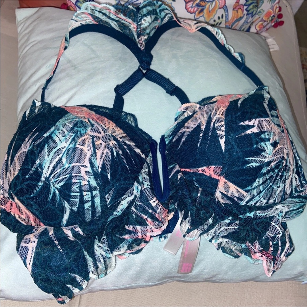 NWOT Victorias Secret Pink Medium Turquoise Palm Lace Push Up Racerback Bra